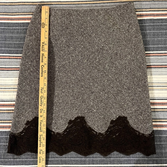 Brown Tweed/Lace Victoria’s Secret Skirt 8 - Picture 1 of 4